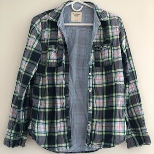 Abercrombie & Fitch Blue/Green pattern Button-Down